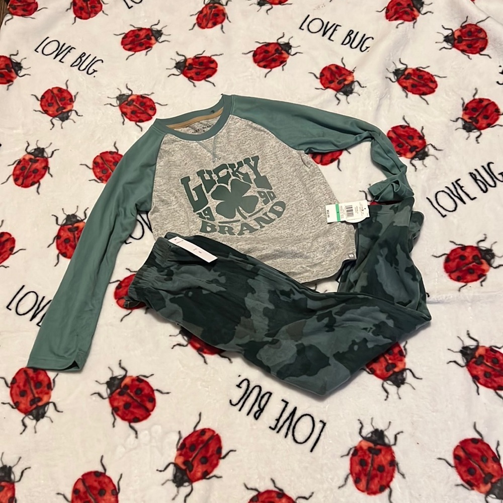 Lucky Brand Pajamas Boys Size 8